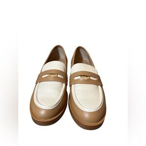 Chinese Laundry Porter Casual Loafer 8.5/39M In Bone and Camel Preppy Old Money